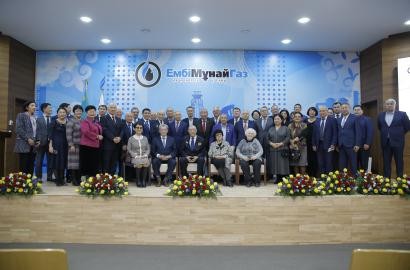 Ел ағасына –  Ембі мұнайшыларының құрметі