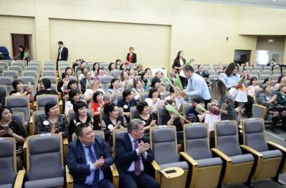 Праздничный форум женщин-нефтяников