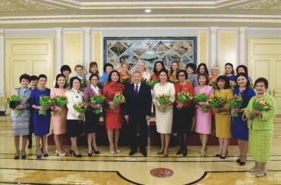 Девушка-нефтяник встретилась с Главой государства