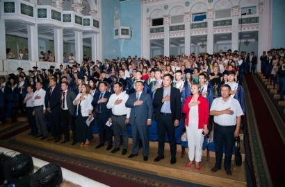 “Embamunaygas” JSC (further EMG or Company) has awarded labor books to the graduates of High Technical school APEC PetroTechnic.