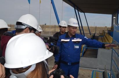 Dual training: student – yesterday, oilman - today