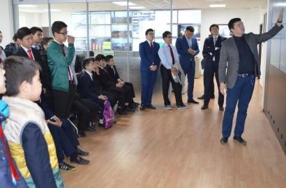 Учащиеся Казахско-турецкого лицея г. Атырау ознакомились с Проектом интеллектуального месторождения АО «Эмбамунайгаз» (далее ЭМГ или Компания)