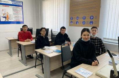 Дуалды оқыту: студенттер Ембі өндірісінде тәжірибе жинақтауда