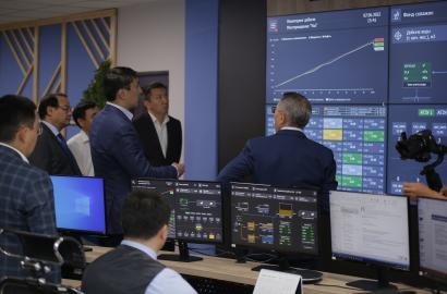 «ҚазМұнайГаз» басшысы Атырау облысындағы полипропилен өндіретін кешенді іске қосу дайындығымен танысты