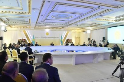 ҚР Президенті Нұрсұлтан НАЗАРБАЕВ «Ембімұнайгаз» АҚ (ЕМГ немесе Компания) басшысын және екі жұмысшысын мемлекеттік марапатпен құттықтады