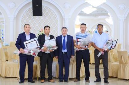 «Ембімұнайгаз» АҚ (Компания немесе ЕМГ)   Дүниежүзілік қоршаған ортаны қорғау (экологтар күні) және Дүниежүзілік еңбекті қорғау күніне  орай үздік мамандарды  марапаттады