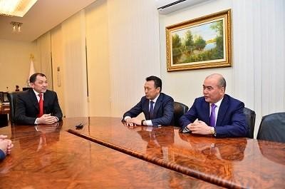 «ҚазМұнайГаз» ҰК»АҚ мен «ҚазМұнайГаз» Барлау Өндіру»АҚ басшылары Атырау облысының әкімімен кездесті