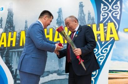 Ардагер мұнайшылар ұлықталды