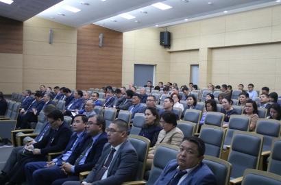 Ембіліктер партия бағдарламасын талқылады