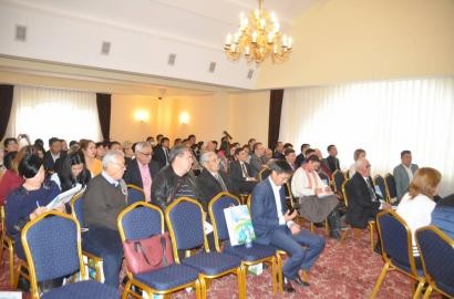 2015 жылдың 30-қазаны күні «Ембімұнайгаз» АҚ  (бұдан былай ЕМГ) «2016 жылға арналған қоршаған ортаны қорғау шараларының жоспары»   бойынша қоғамдық тыңдау өткізді