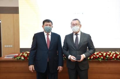 Ембінің басшысы «Халық алғысы» медалімен марапатталды