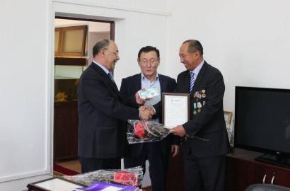 Почет воинам-интернационалистам