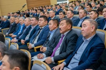 В АО «Эмбамунайгаз» (далее ЭМГ или Компания) состоялась отчетная встреча Председателя Правления с коллективом по итогам 10 месяцев 2018 г.