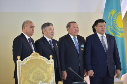 Президент РК Нурсултан НАЗАРБАЕВ наградил государственными наградами руководителя и двух работников АО «Эмбамунайгаз» (далее ЭМГ или Компания).