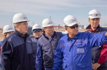 Обеспечение безопасных условий труда для нефтяников и исполнение плановых показателей за истекший период текущего года стали главными пунктами повестки рабочего визита председателя Правления АО «Эмбамунайгаз» в нефтегазодобывающие